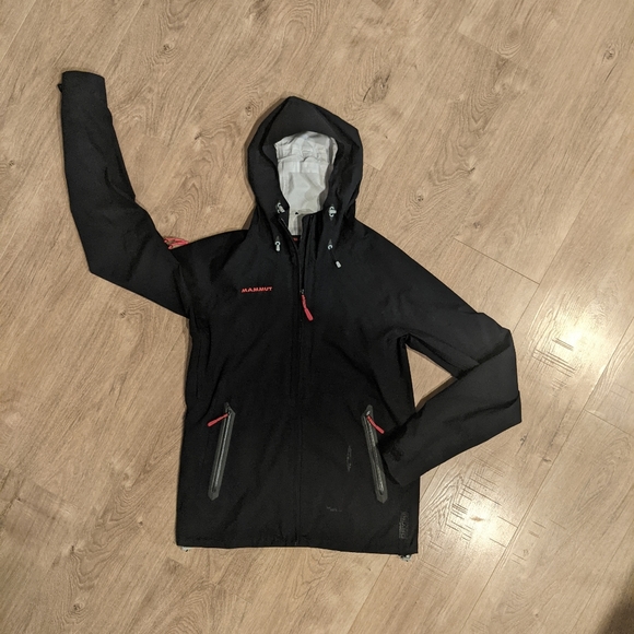 Mammut Jackets & Blazers - Mammut Softshell Jacket